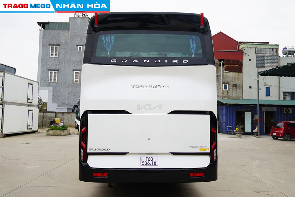 XE KHÁCH TRACOMECO KIA GRANDBIRD 47 CHỖ ĐỘNG CƠ HYUNDAI D6CD 425PS