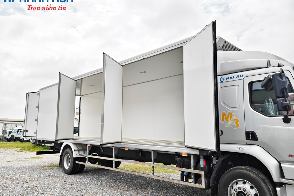 Xe Tải CHENGLONG M3 Thùng Đông Lạnh 7 Tấn