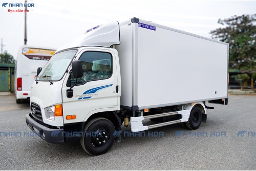 Xe Tải Thùng đông lạnh Hyundai New Mighty 75S F140 Tải trọng 3.2 tấn
