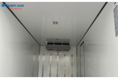 Xe tải HYUNDAI 7 tấn thùng đông lạnh 110SP F150