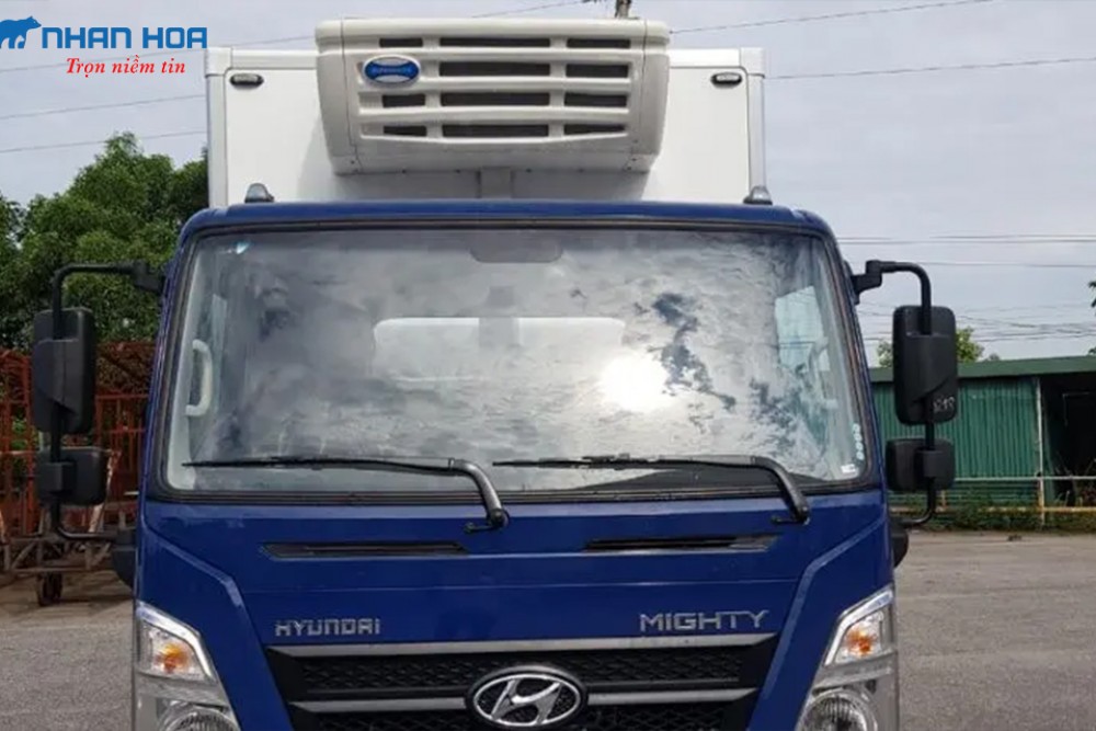Xe tải HYUNDAI 7 tấn thùng đông lạnh EX8L E160