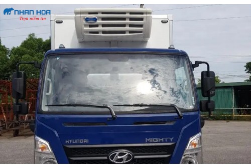 Xe tải HYUNDAI 7 tấn thùng đông lạnh EX8L E160